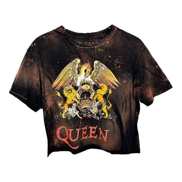 Reworked Queen Crest Band Cropped Graphic Tee M Oversized Bleached Boho Edgy - Picture 1 of 5